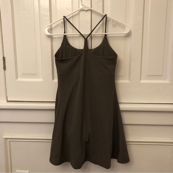 Halara Everyday Cloudful Fabric Backless 2-in-1 Flare Workout Dress-Wannabe - Picture 5 of 9